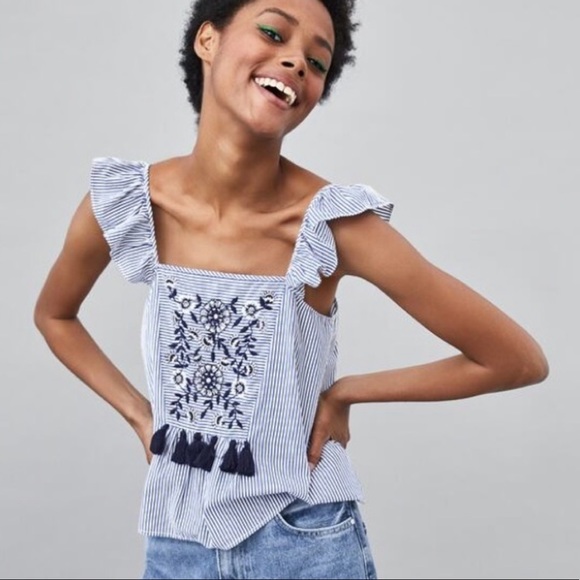 Zara Tops - Zara sleeveless embroidered top
